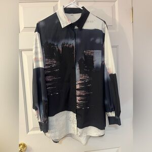 Women's Abstract Black and White Button Down Shirt